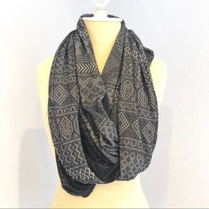 Athleta lightweight infinity scarf